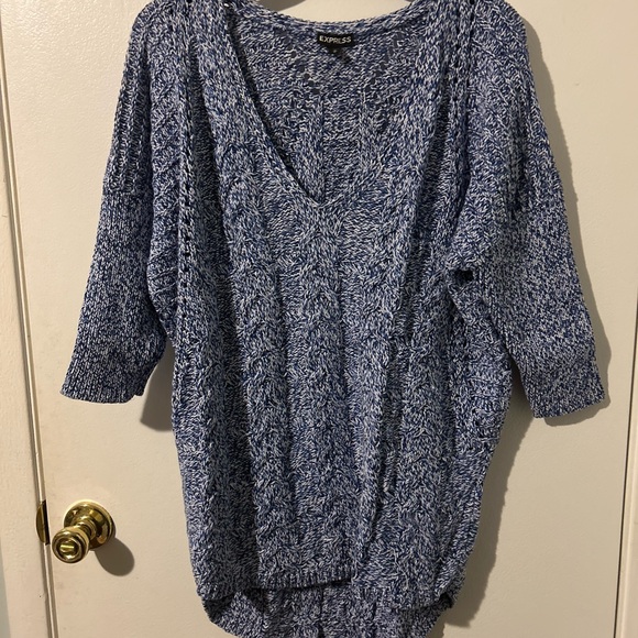 Express Woman’s Cable Knit Slouchy 3/4 Sleeve, V-Neck Sweater,Blue/White Color,M - Picture 7 of 9